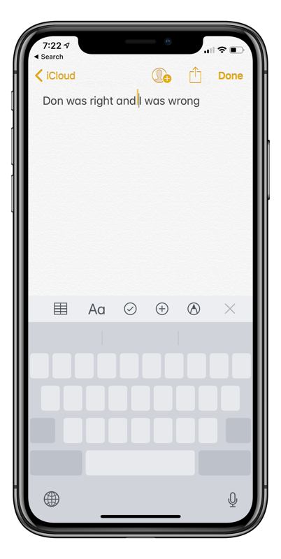 IPhone keyboard turns into trackpad