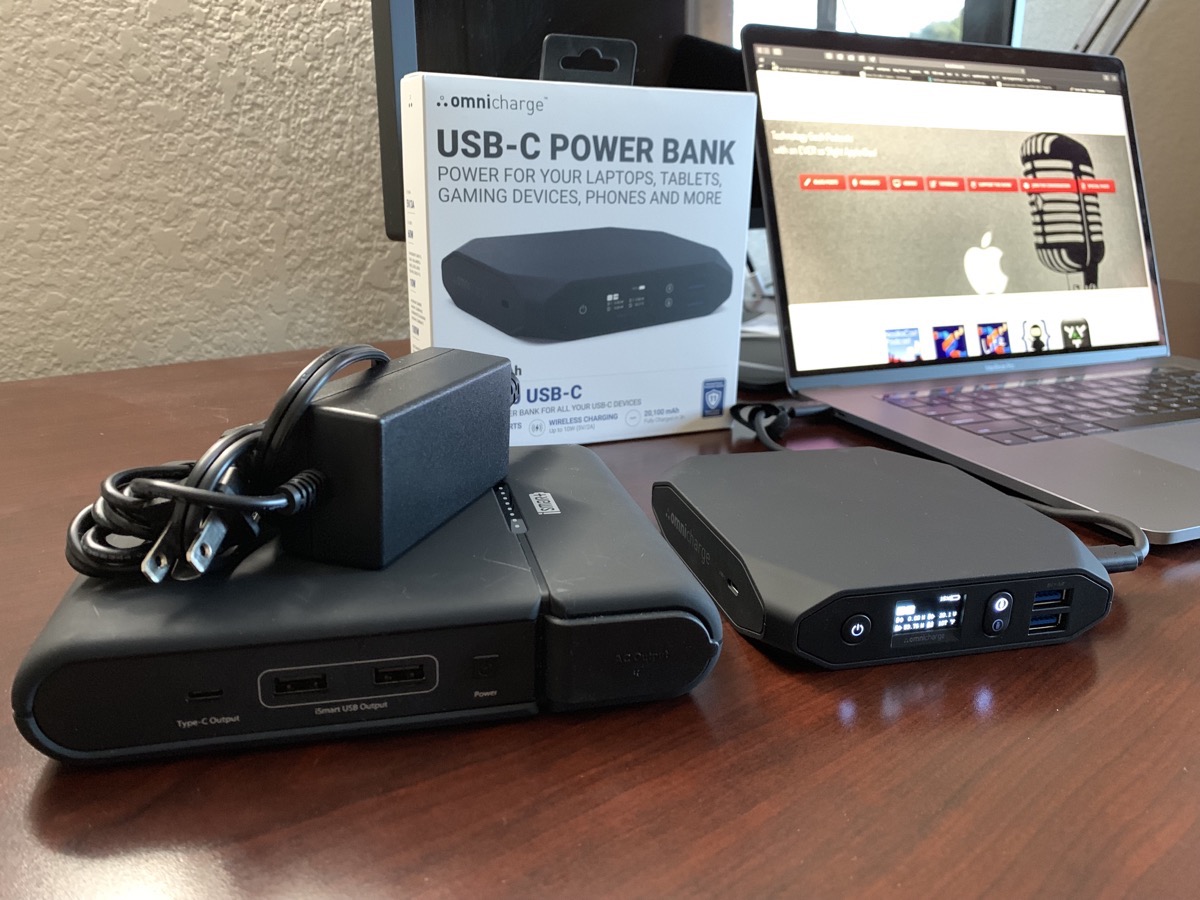#title# RAVPower with Charger (left), Omni 20 (right)