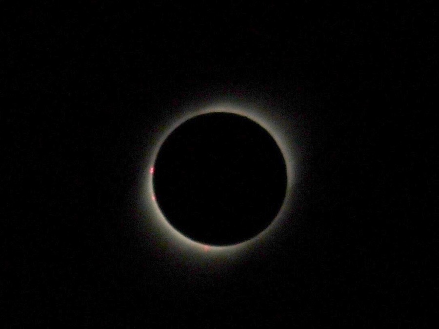 07 Eclipse Prominences