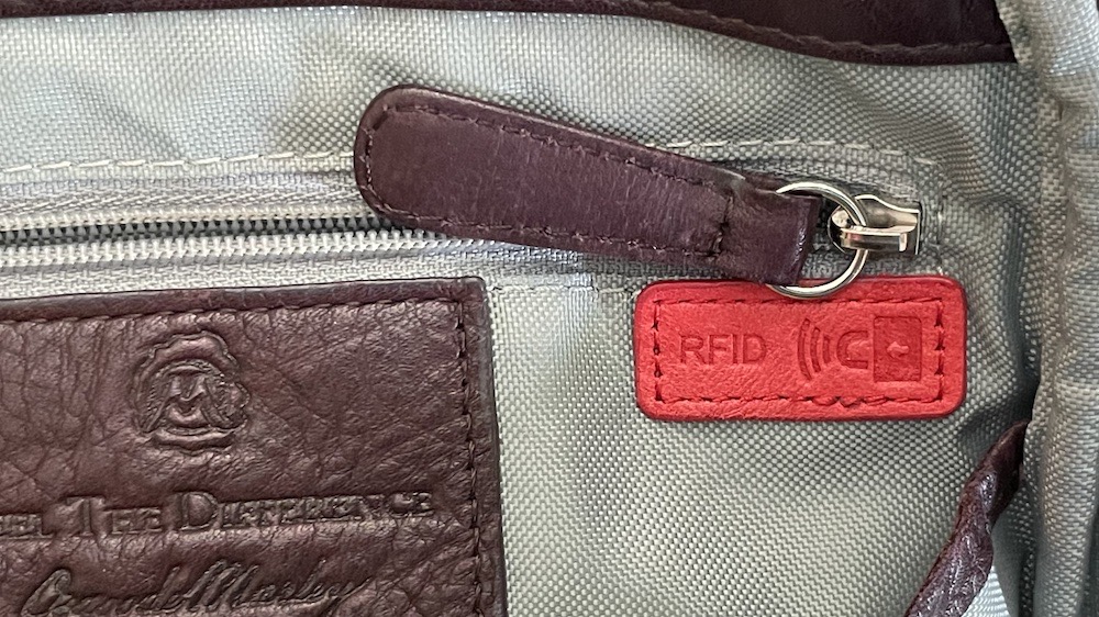 #title# RFID pocket