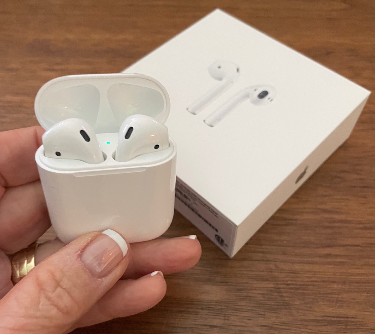 New 2nd gen AirPods