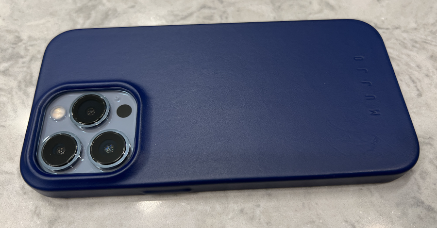 #title# Mujjo Monaco Blue Leather Case