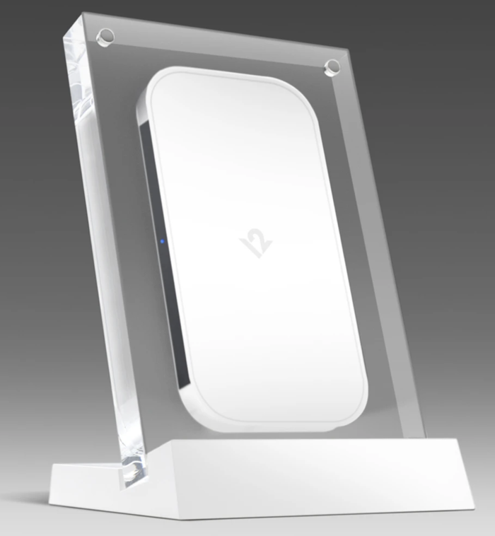 #title# PowerPic mod Showing Qi Charger In Lucite