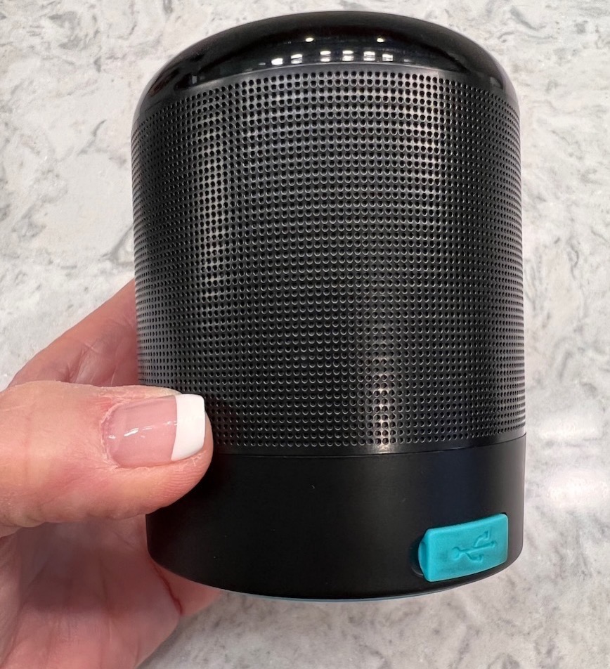 #title# Droplet Speaker black cylinder with rubber USB-C charging port cove