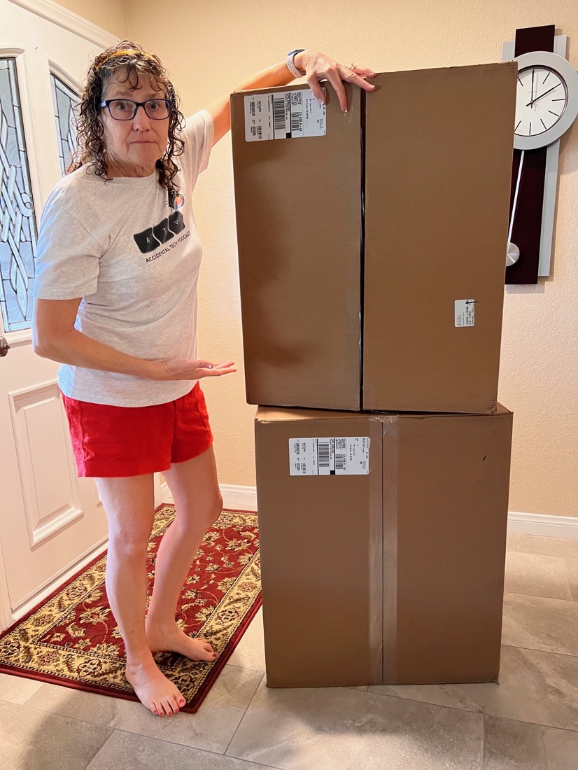 Allison Two iMac Return Boxes.jpeg Allison Unhappy with Two iMac Return Boxes