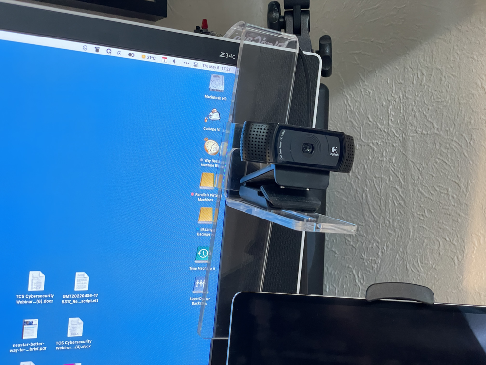 Plexicam Off to the Side.png Plexicam Off to the Side
