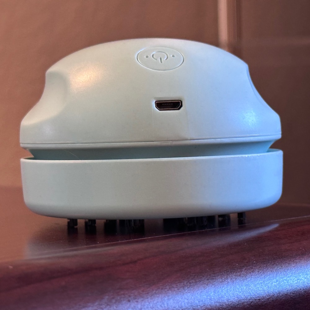 Prowithlin USB Desk Vacuum.jpeg Prowithlin USB Desk Vacuum