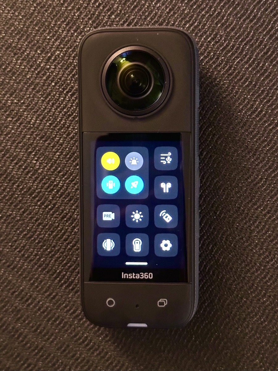 05 2.3 2.3 inch Display is Crisp and Bright