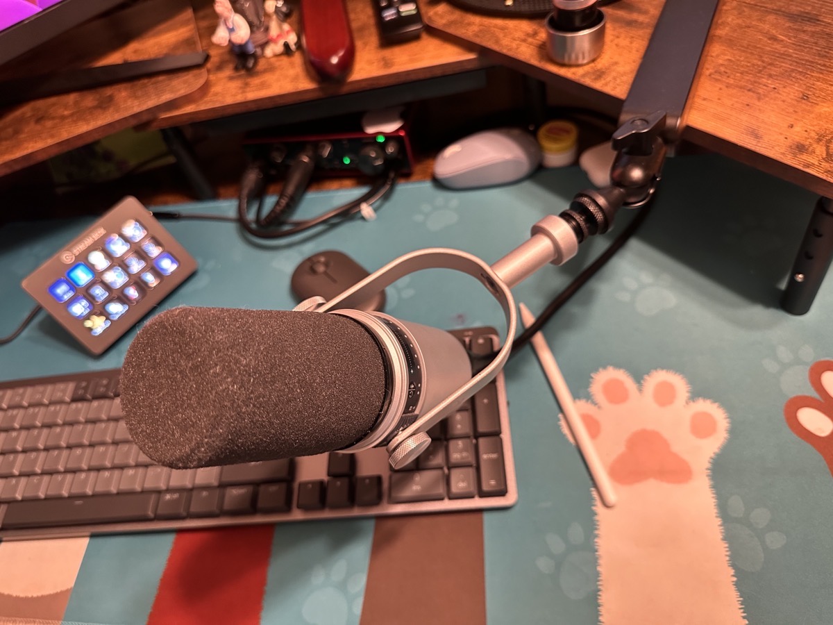 Shure MV7 Microphone on a boom arm - looks very clean