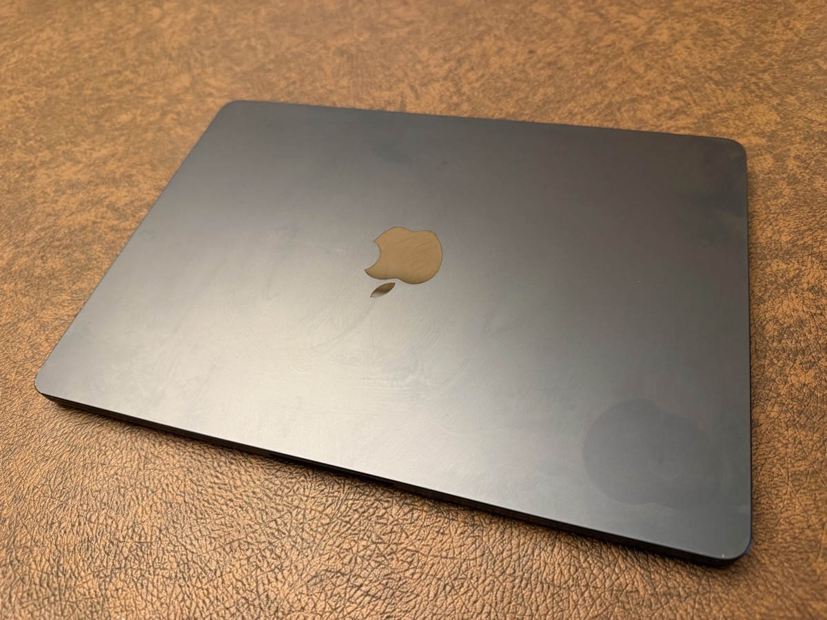 MacBook Air showing the shadow from the removed a11y sticker.jpeg MacBook Air showing the shadow from the removed a11y sticker.