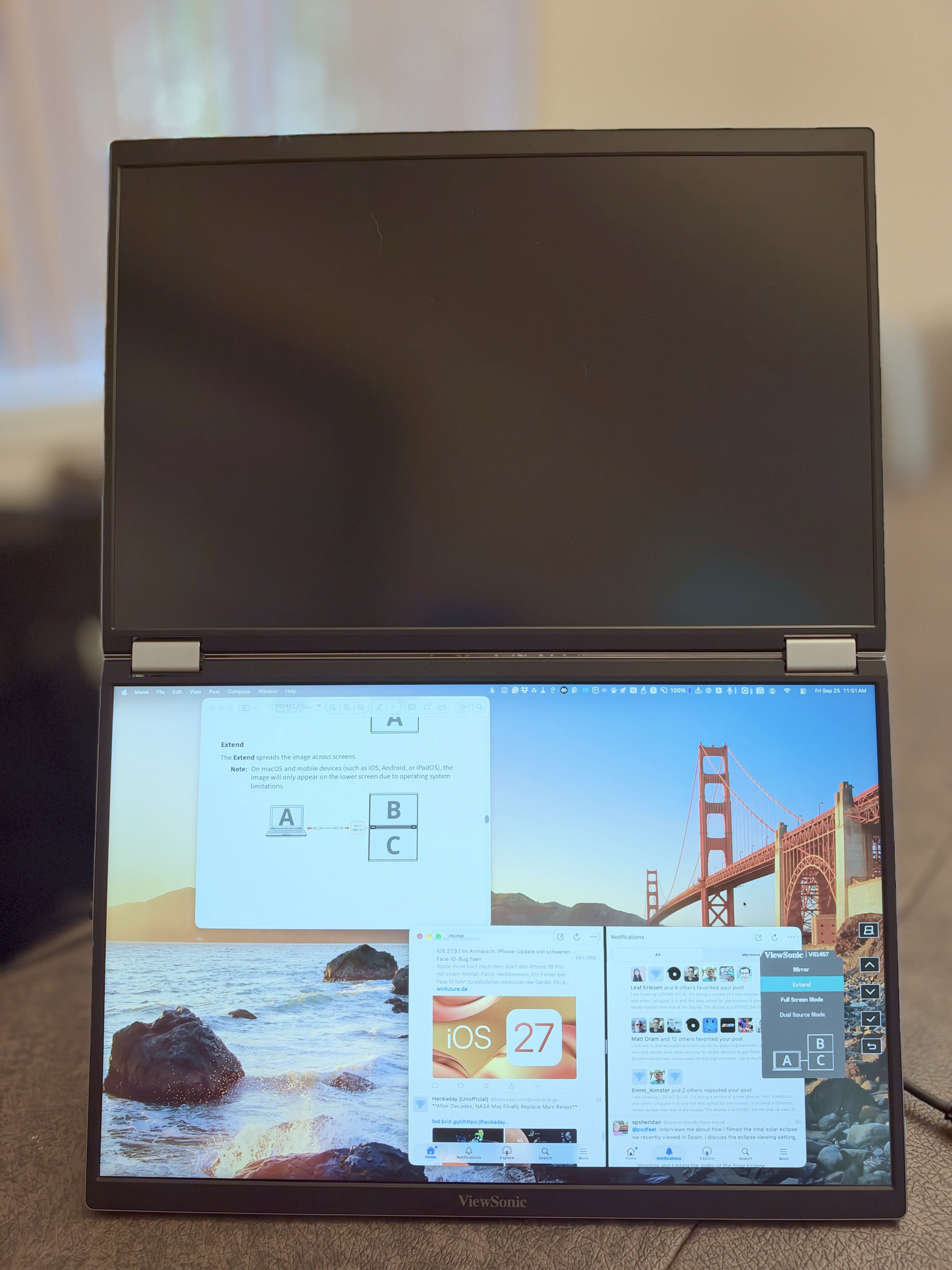 Mac not able to extend to upper display.jpeg Extend mode showing black upper display but functional lower display