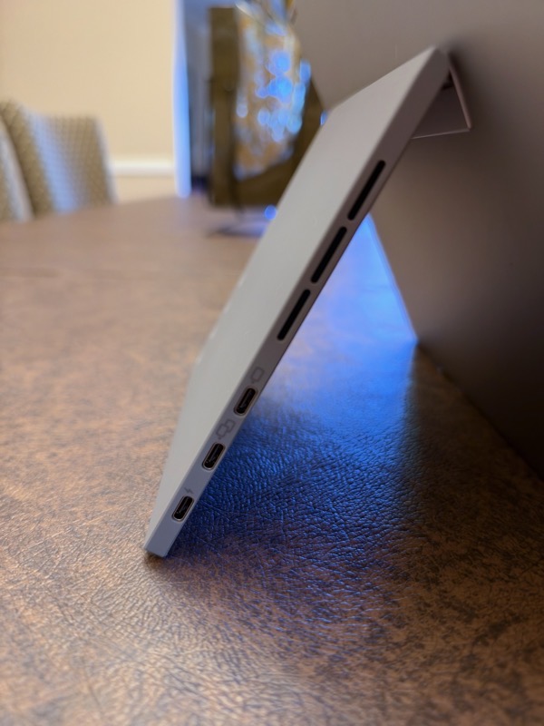 VG1457 kickstand showing USB-C ports for power, dual display and single display.jpeg VG1457 kickstand showing USB-C ports for power, dual display and single display.