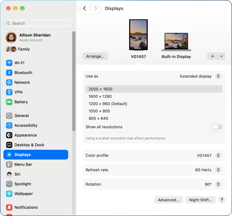 Vertical displays at 2000 x 1600 in Displays Settings and rotated.png Vertical displays at 2000 x 1600 in Displays Settings and rotated.
