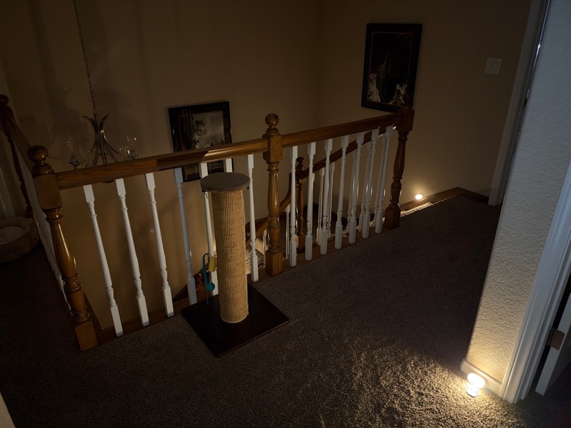 Lyridz motion sensor lights landing.jpeg Lyridz motion sensor lights outside my door and on the stairs is definitely a perfect amount of light.
